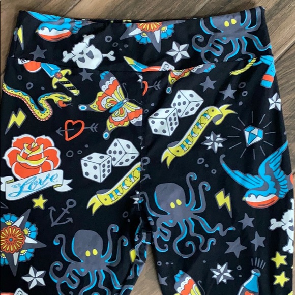 LuLaRoe TC2 tall curvy tattoo flash leggings